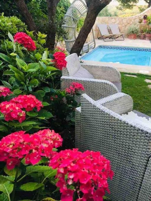 L'Ile Aux Fleurs Ventabren Exterior foto
